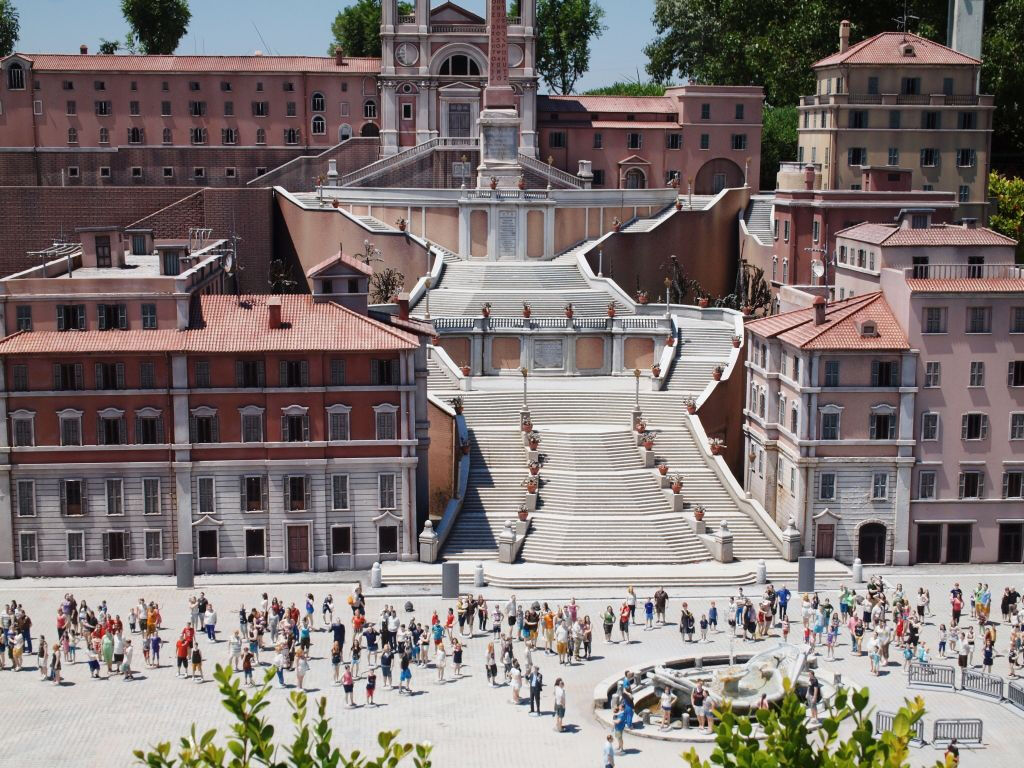 Italia in Miniatura: Entrada