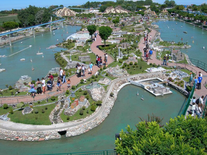 Italia in Miniatura: Entrada