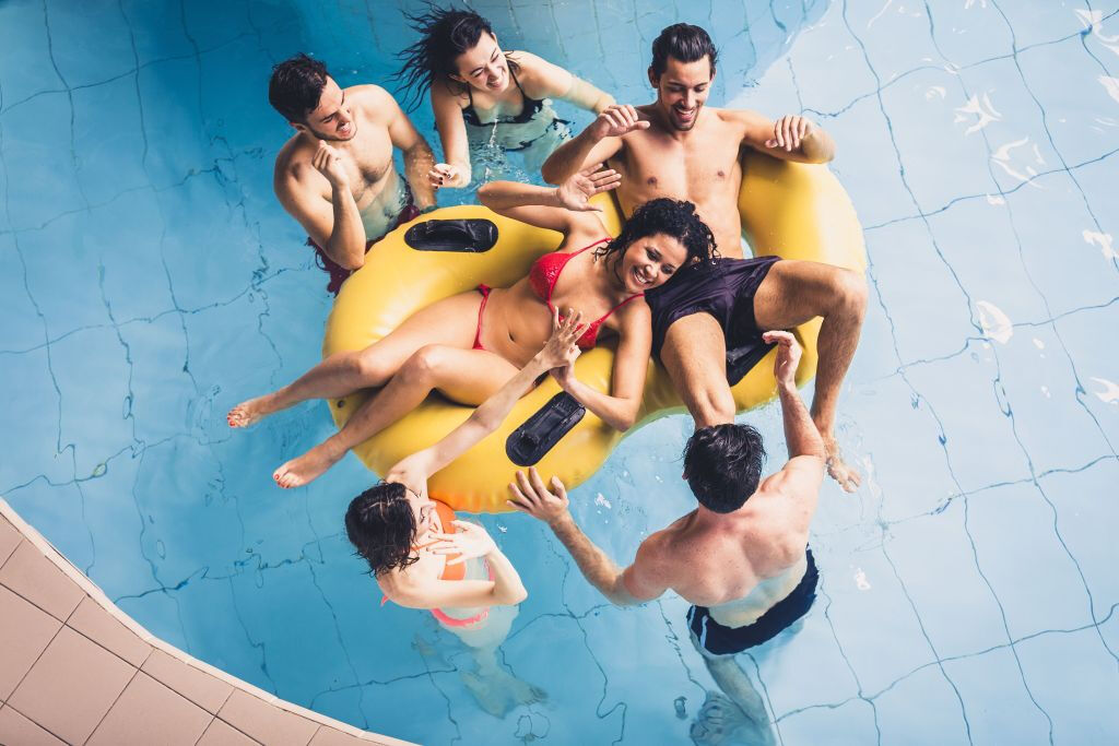 Acquaworld: Parco acquatico al coperto e all'aperto