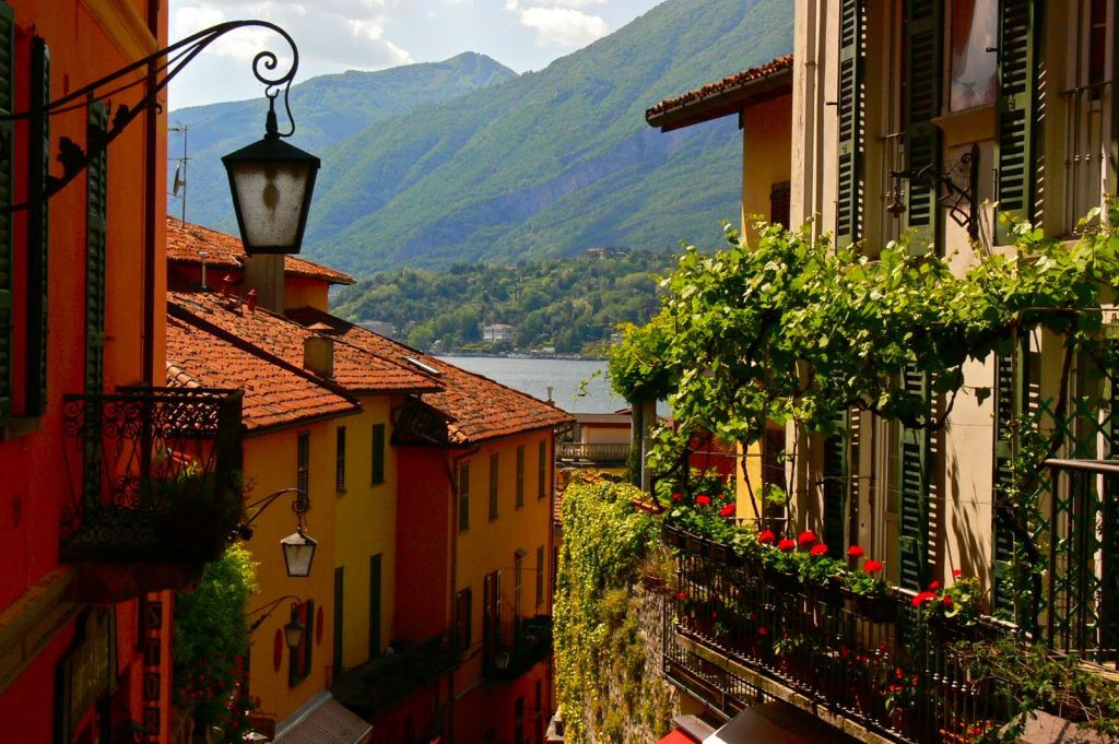 Lake Como: Tour from Milan