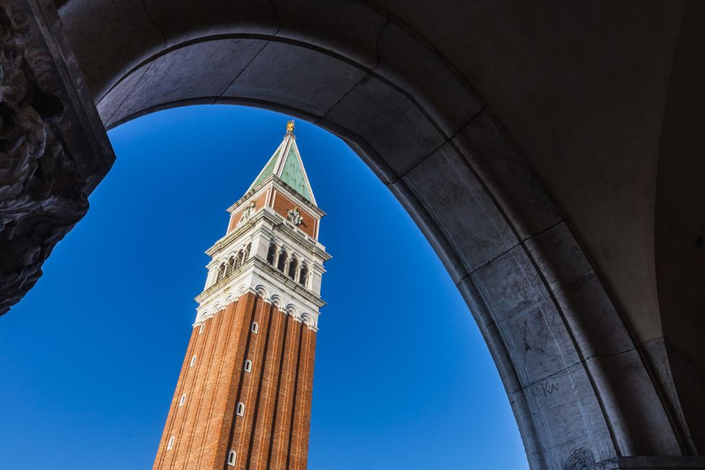 Veneza escondida: O incomum passeio a pé e de gôndola