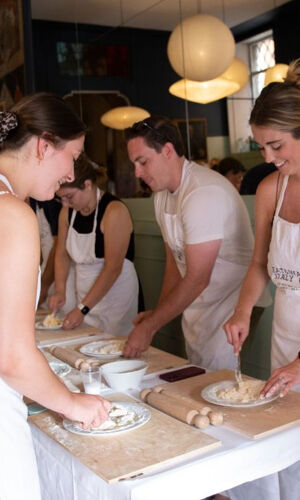 Roma: Corso di cucina di ravioli, fettuccine e tiramisù