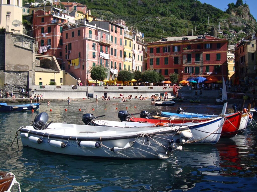 Cinque Terre: Day Trip from Florence + Boat Tour + Optional Hiking