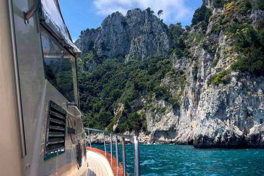 Tour de l'île de Capri depuis Sorrente