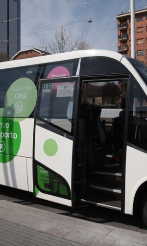 Pisa: Autobus dall'aeroporto di Pisa a/da Firenze Stazione Guidoni T2