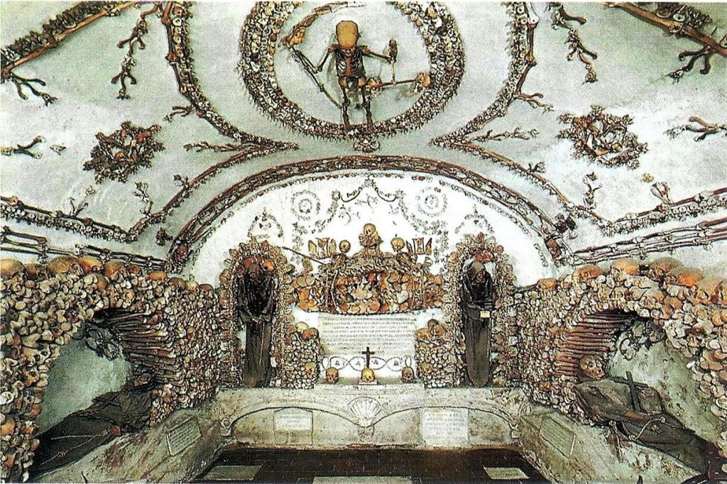Roma: Visita guiada às catacumbas e à cripta dos capuchinhos + traslado