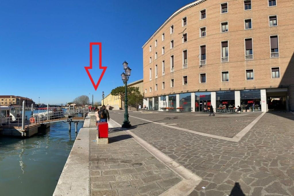 Murano e Burano: Passeio de barco pela manhã