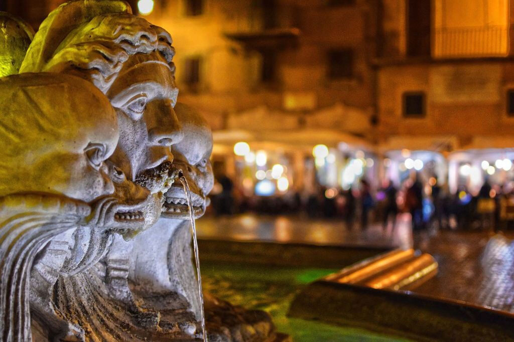 Secrets of Rome: Guided Walking Tour