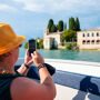 Lac de Garde : 4 heures d'excursion en bateau avec les châteaux de Scaliger + dégustation de vin depuis Sirmione