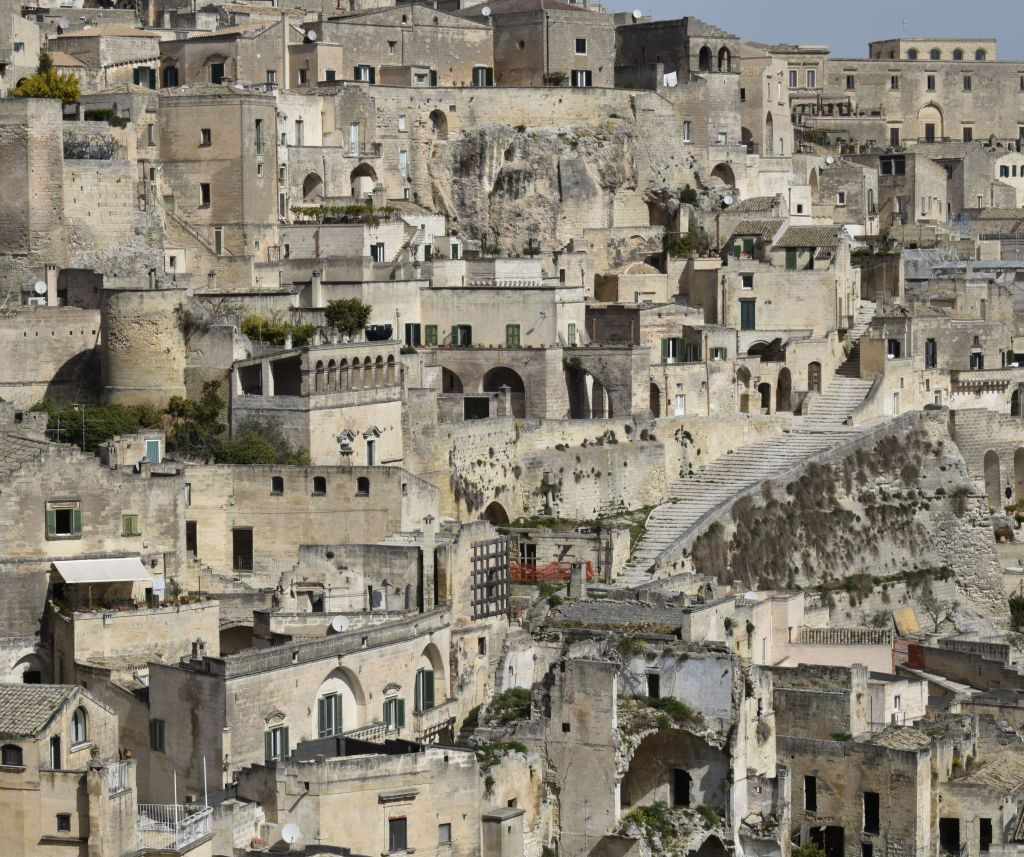 Matera Walking Tour in Italian