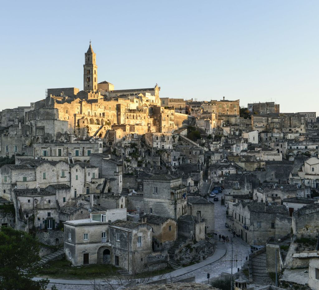 Matera Walking Tour in Italian