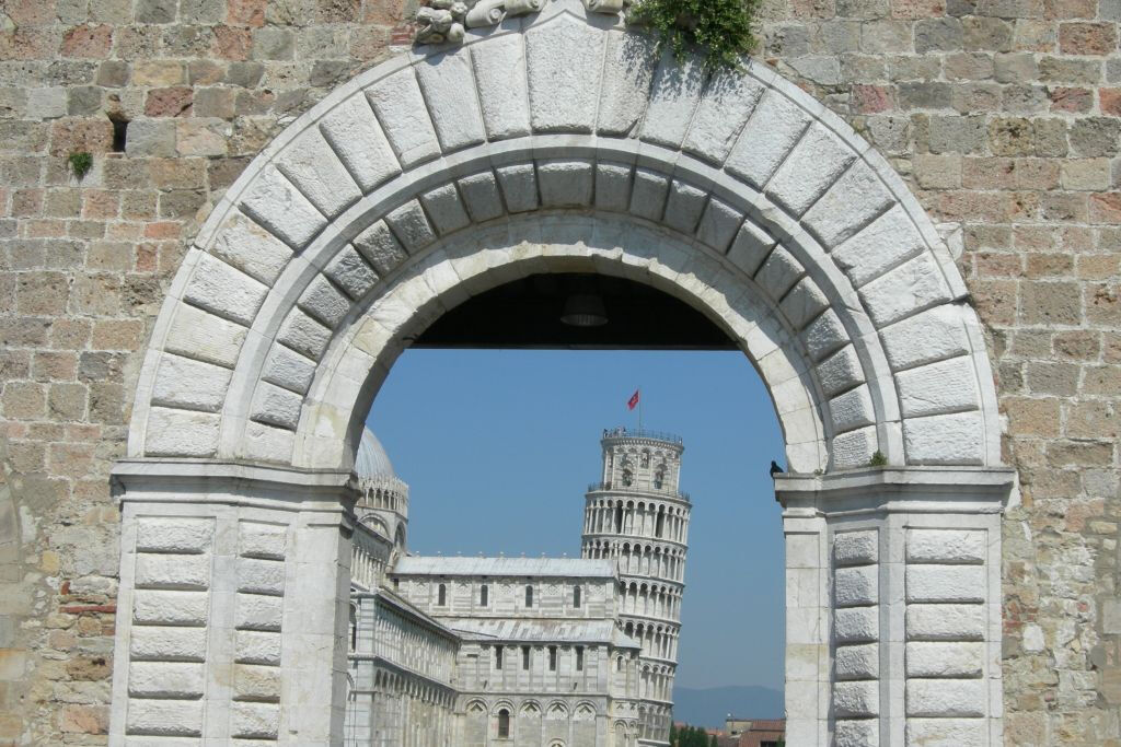 Pisa: Guided Day Trip from Florence