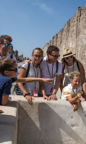 Pompeya: Entrada sin colas y visita guiada + ida y vuelta desde Sorrento