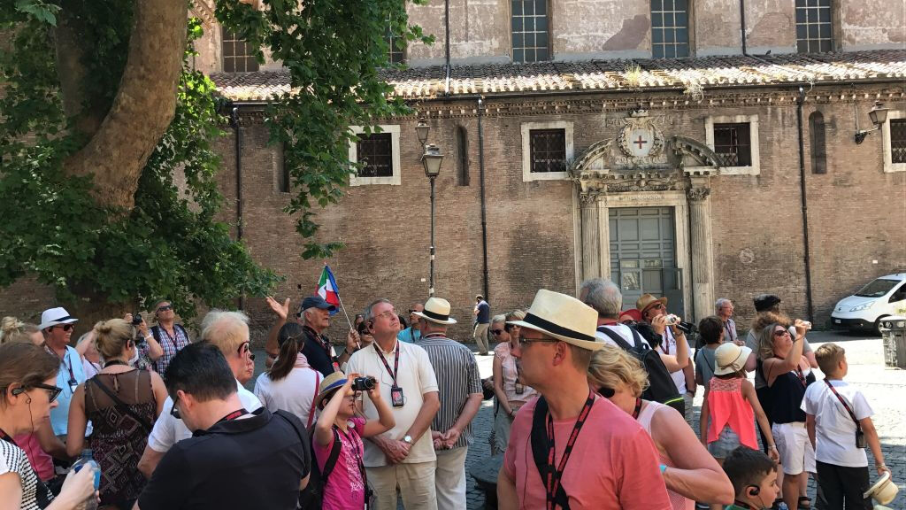 Rome : Visite à pied, croisière sur le Tibre + dégustation dans le Trastevere