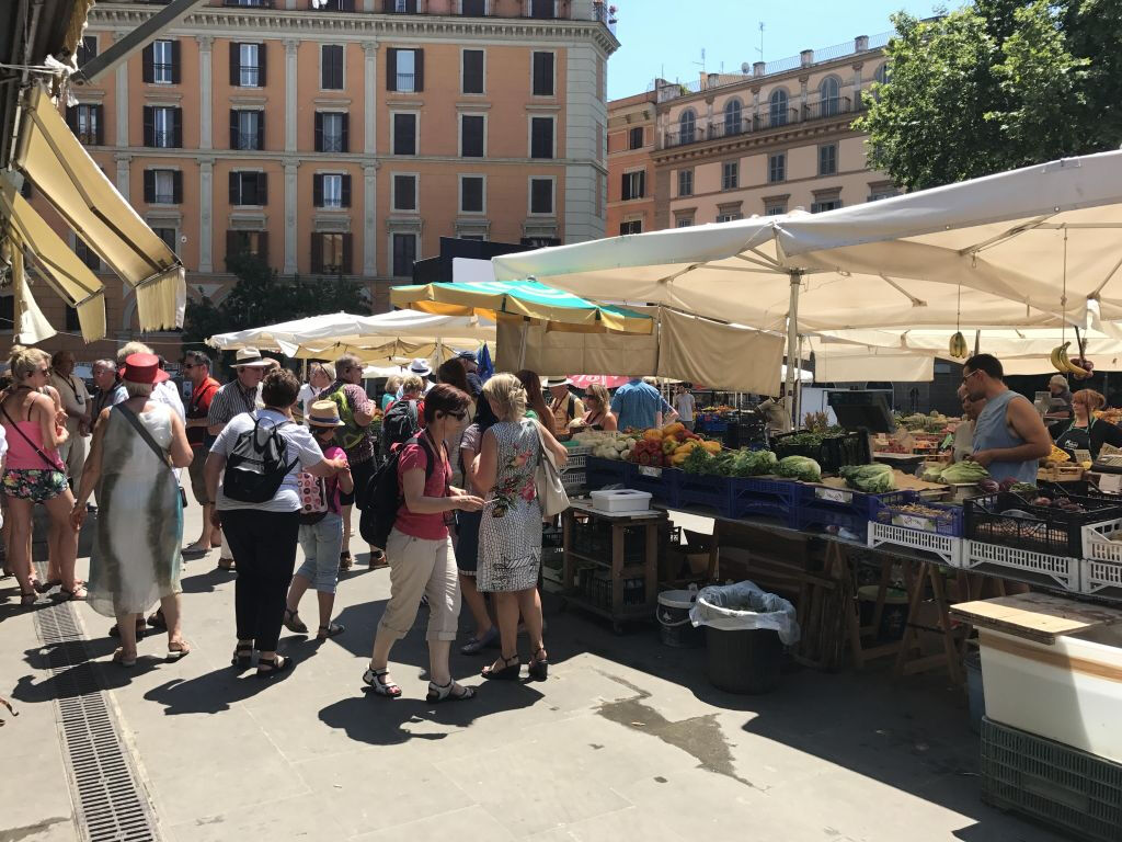 Rome : Visite à pied, croisière sur le Tibre + dégustation dans le Trastevere