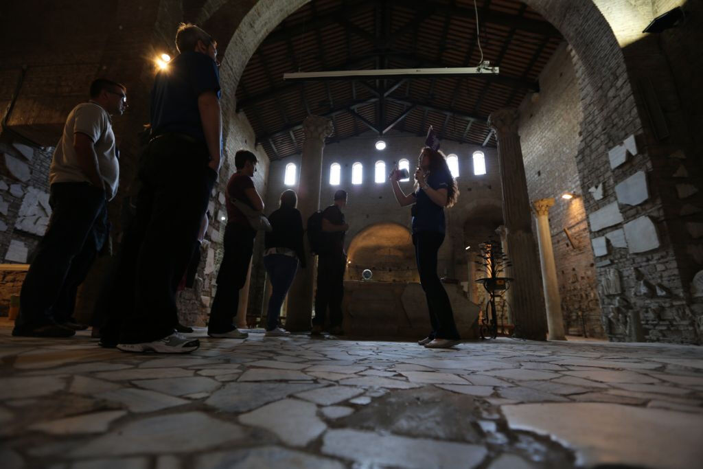 Visita a las Criptas y Catacumbas Romanas con Audioguía