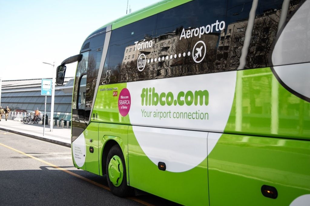 Turin: Bus Transfer To/From Airport