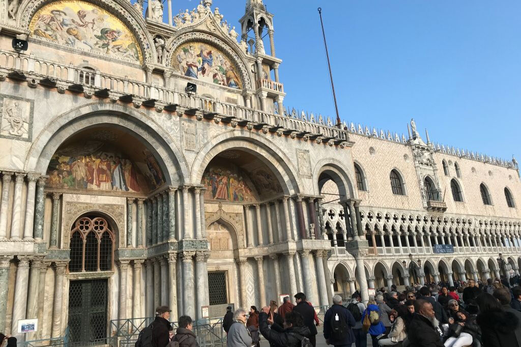 Experiencia en Venecia: Excursión guiada de un día desde el Lago de Garda