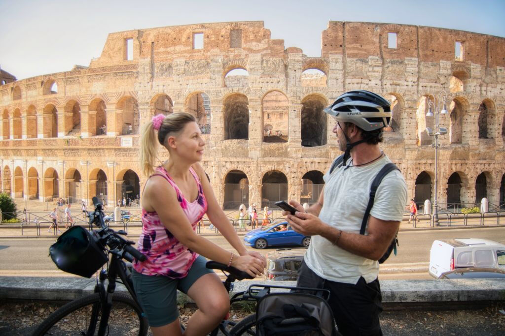 Roma: Noleggio di biciclette elettriche con tour audio di Roma o della Via Appia