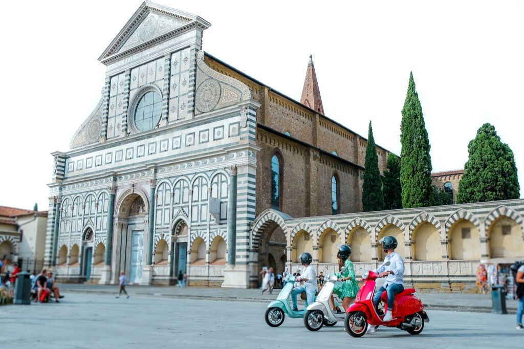 Aluguel Florence Vespa