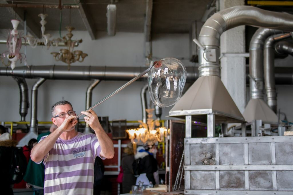 Full-Day: Murano, Burano & Torcello + Glass Factory