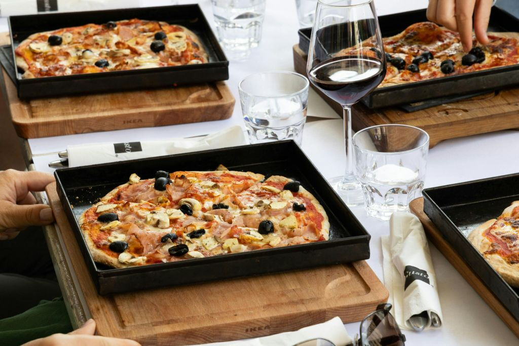 Rome: Tiramisu and Pizza Cooking Class