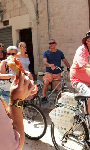Questa è Bari: Tour a Piedi o in Bici