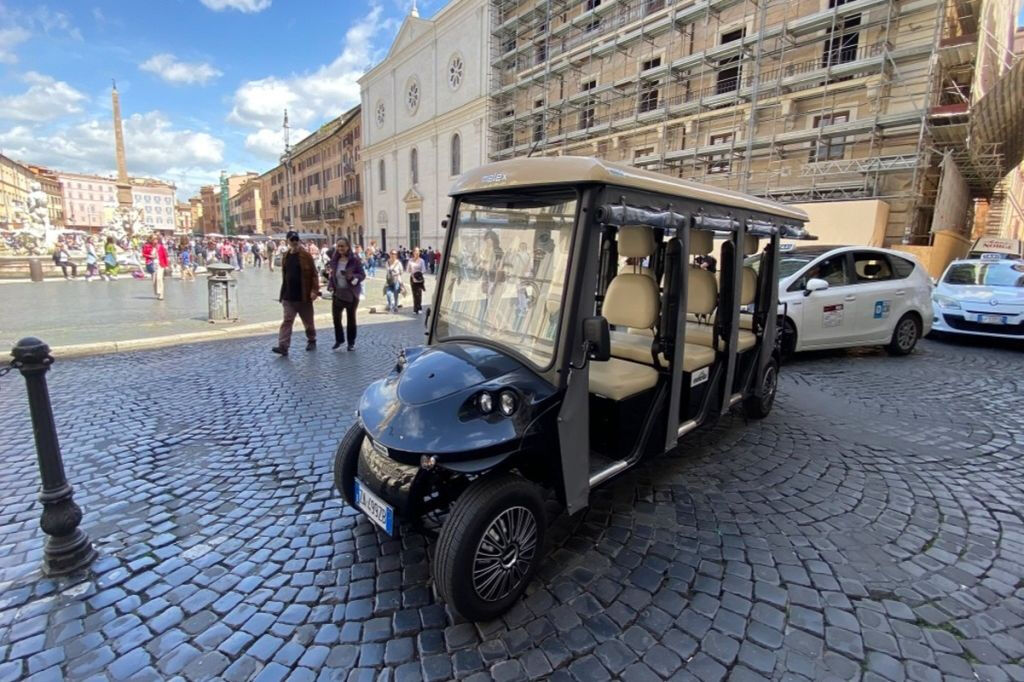 Rome: Golf Cart Guided Tour