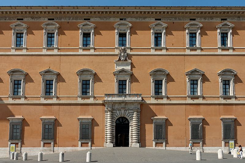 Visite guidée officielle du Palais du Latran