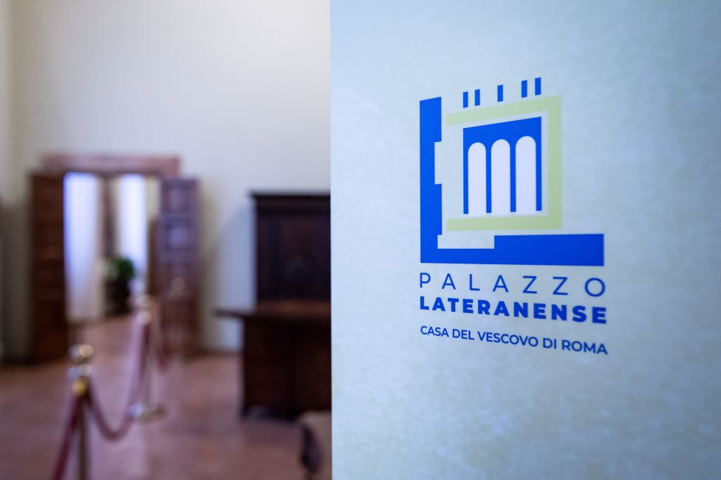 Visita Oficial Guiada ao Palácio Lateranense