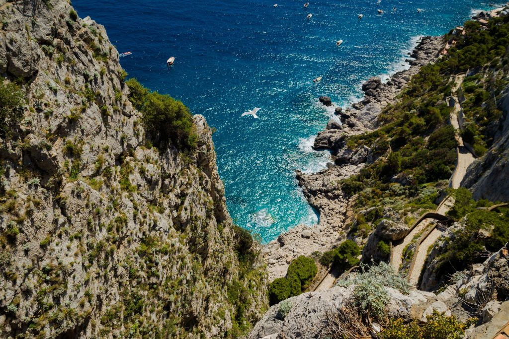 Capri: tour in barca + degustazione di limoncello + viaggio di andata e ritorno da Pompei