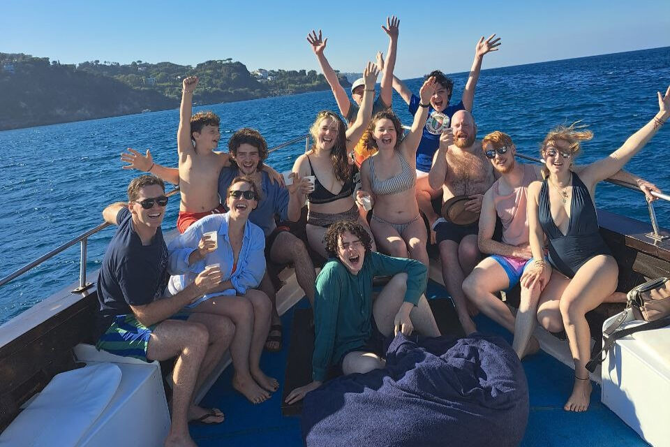 Ischia: Passeio diário de barco com almoço