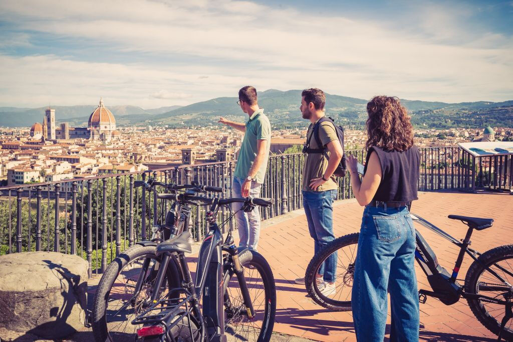 E-Bike Night Tour do Piazzale Michelangelo: Pequeno Grupo