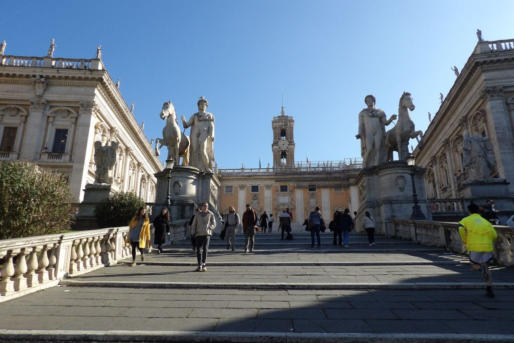 Rome: Talking Statues Tour