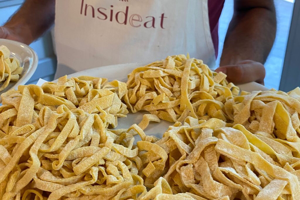 Clase de elaboración de pasta, raviolis y tiramisú en Roma