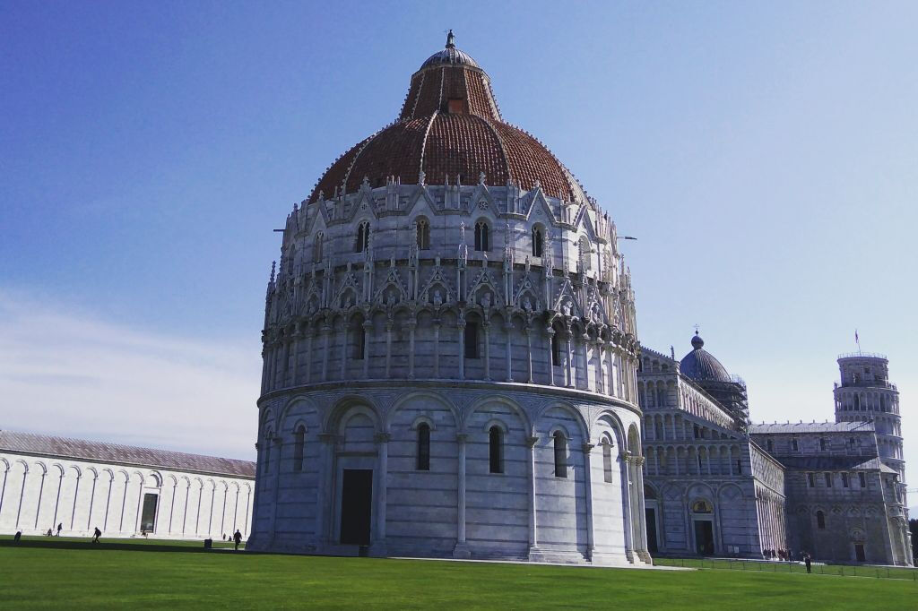 Pisa: Guided City Tour and Wine Tasting