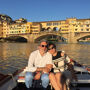 Firenze: Tour al tramonto su una gondola tradizionale
