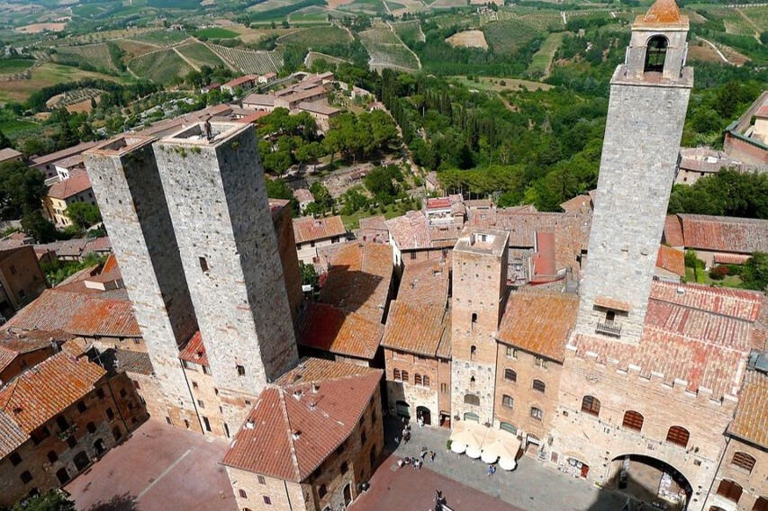 Chianti e San Gimignano, ida e volta, saindo de Florença: Degustação de vinhos em vinhedos + almoço