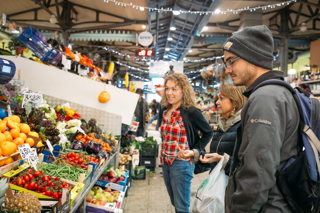 Tour pelo mercado e aula de culinária na casa de um morador local em Siena