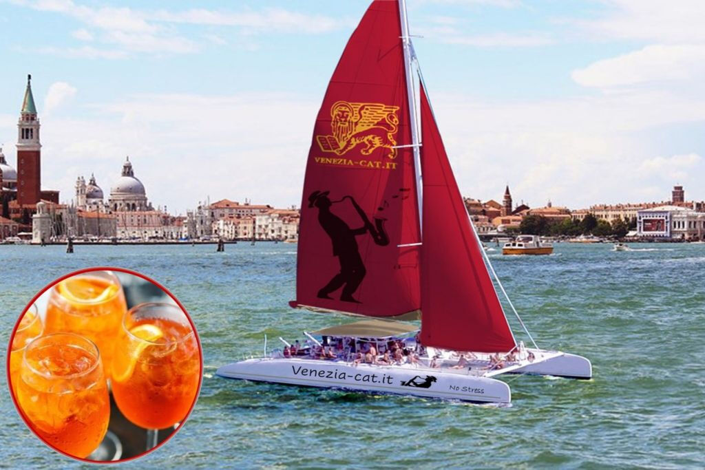 Lagoa de Veneza: Catamaran Tour + Spritz
