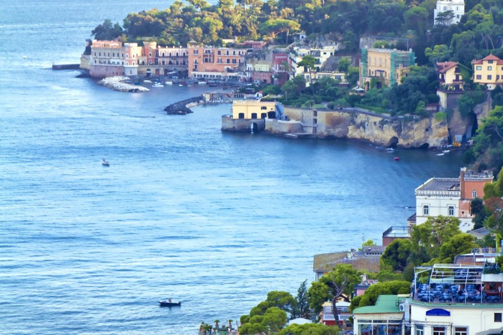 Positano et la côte amalfitaine : Excursion guidée d'une journée en train à grande vitesse au départ de Rome