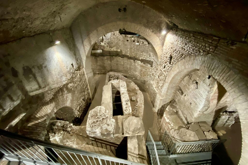 Rome Trastevere: Underground Walking Tour