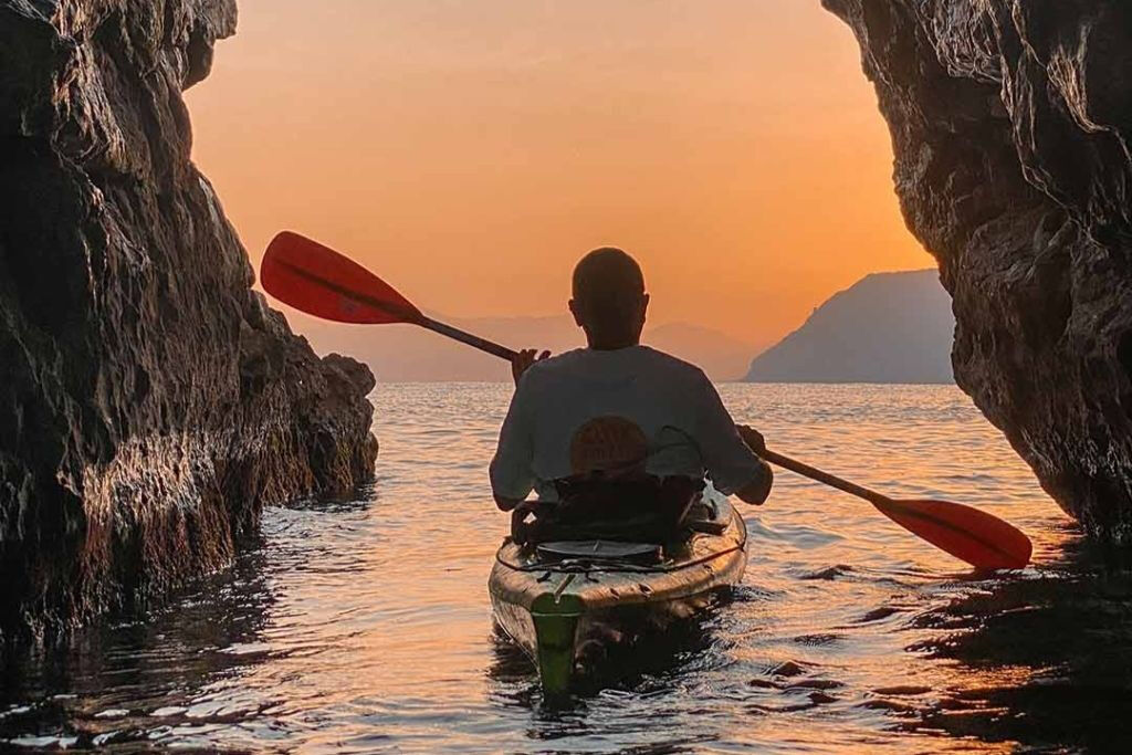 Sorrento: Passeio de caiaque (nascer do sol, dia ou pôr do sol)