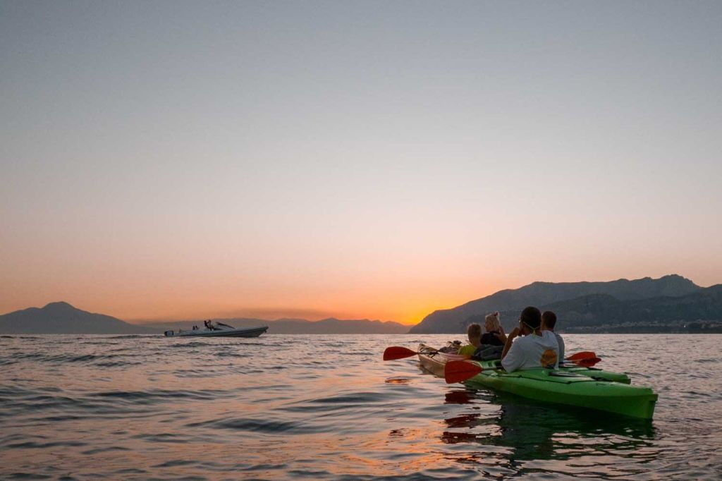 Sorrento: Tour in kayak (alba, giorno o tramonto)