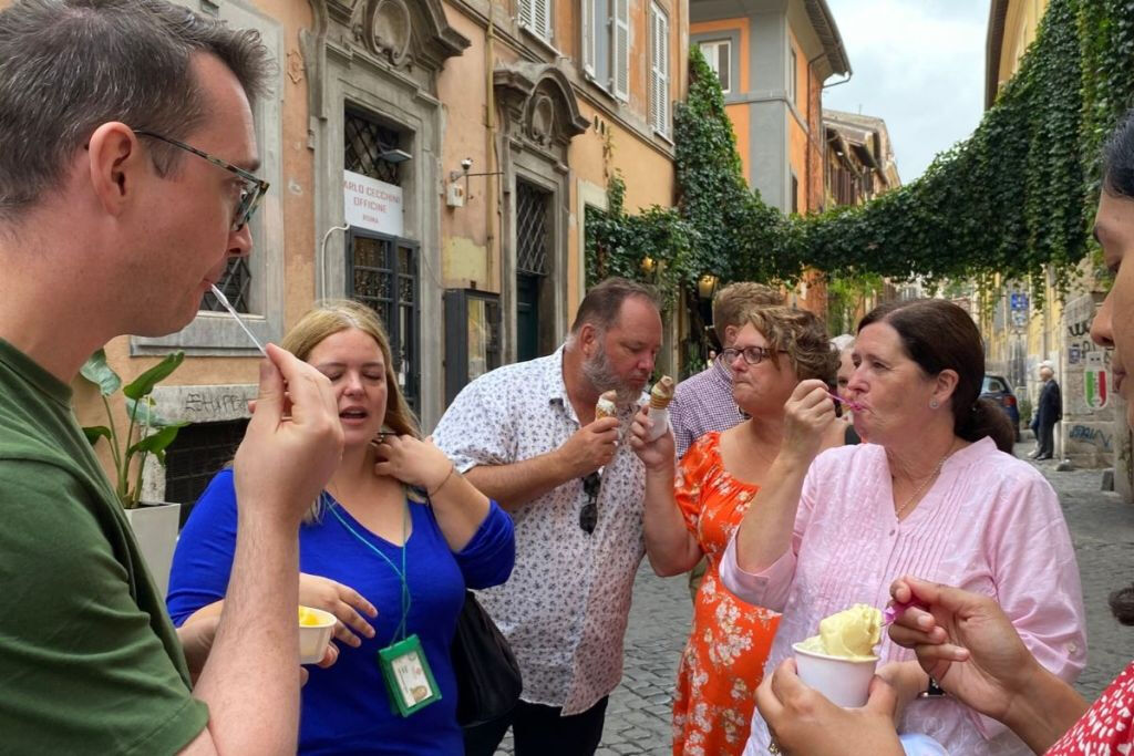 Rome: Campo De Fiori, Jewish Ghetto & Trastevere Food Tour
