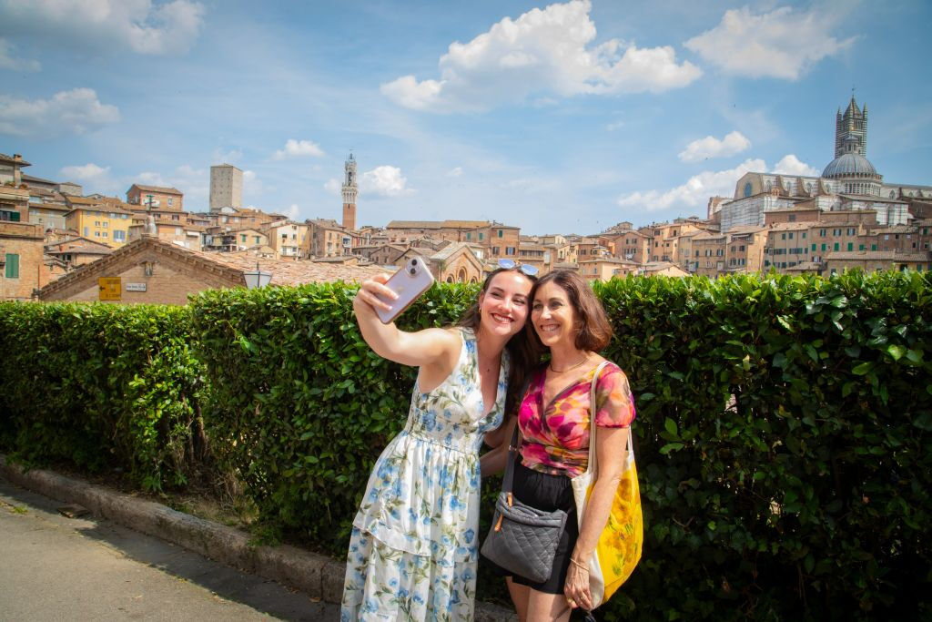 Siena e San Gimignano: viagem de um dia saindo de Florença + degustação de vinhos + jantar