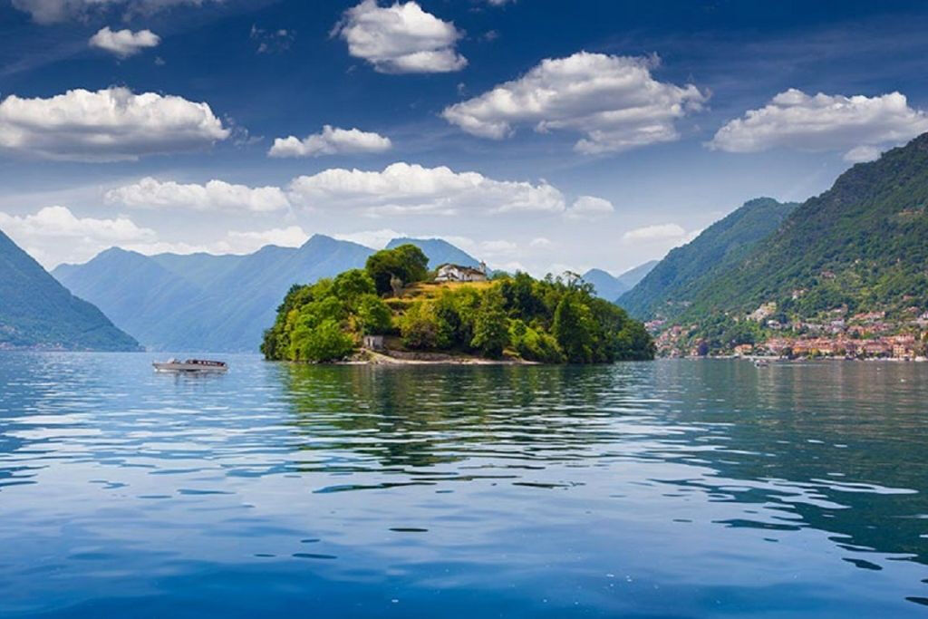 Lago di Como, Lugano e Bellagio: gita di un giorno da Milano + crociera in barca privata