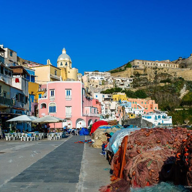 Isla de Prócida: Excursión de un día desde Nápoles con comida