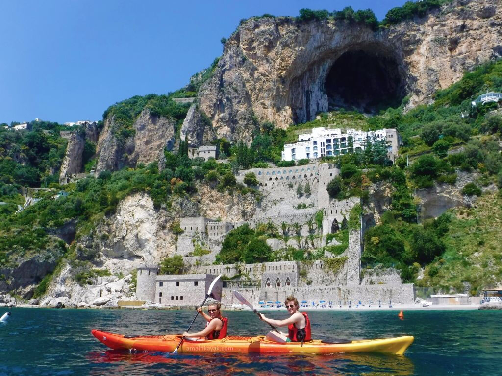 Tour de 3 horas en kayak por la costa de Amalfi