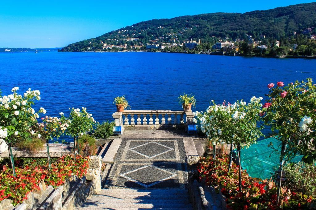 Lake Maggiore: Daytrip from Milan